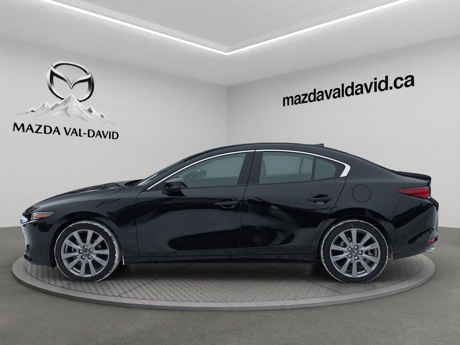 2025 Mazda Mazda3 AWD, Toit ouvrant, cuir, navigation, recharge sans fil, sièges chauffants Jet Black Mica