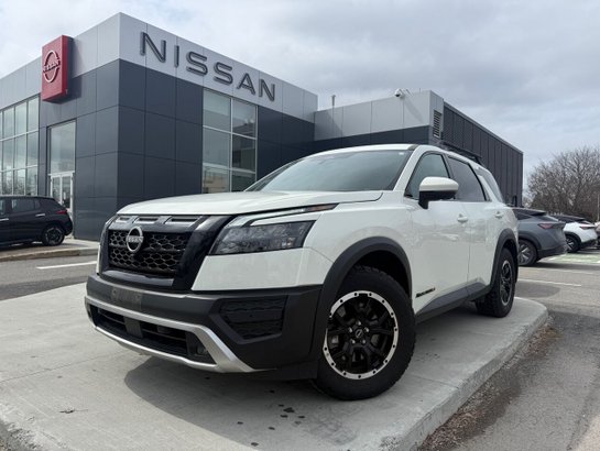 2024 Nissan Pathfinder Rock Creek 4RM White