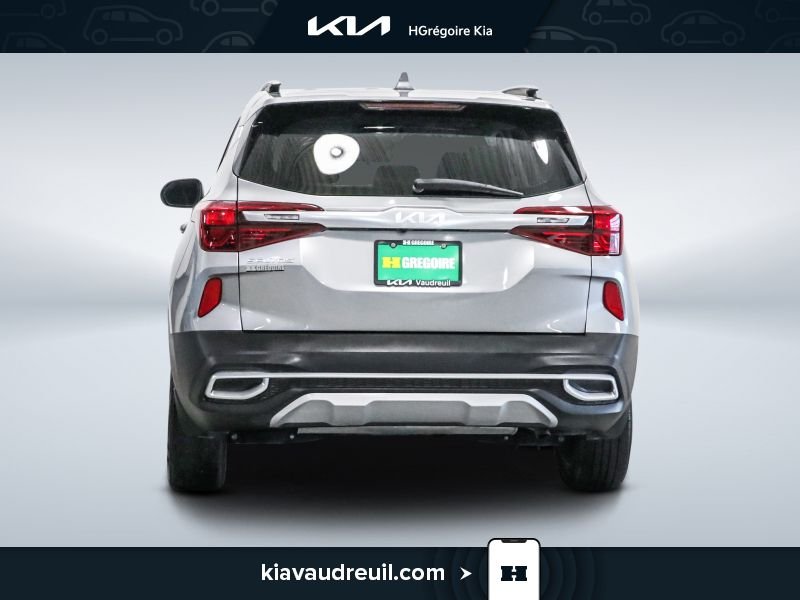 2023 Kia Seltos Silver Laval - photo #5