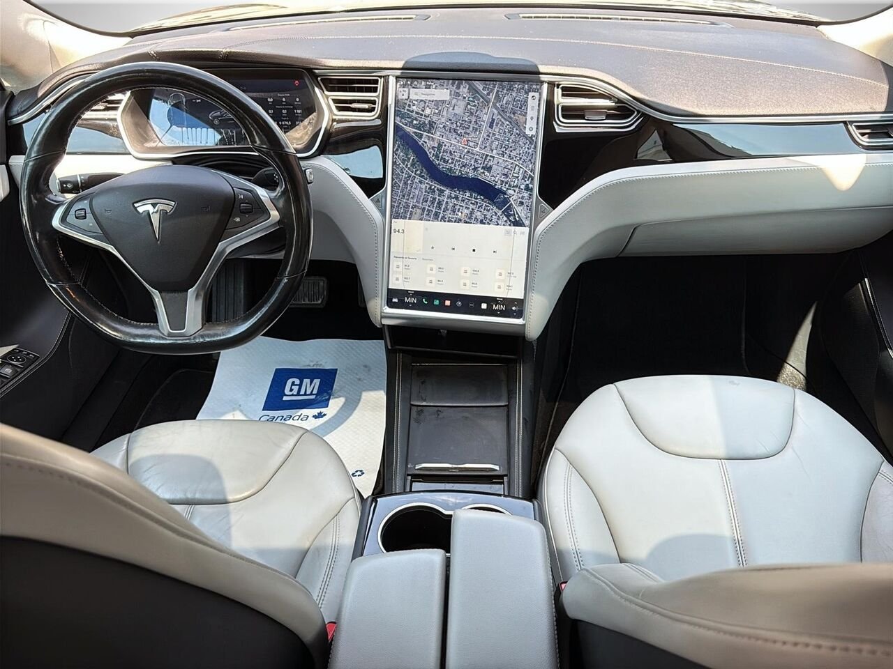 2015 TESLA MODEL S S Grey Saint-Hyacinthe - photo #8