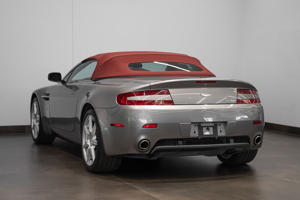 Aston Martin Vantage 2008 Argent Montréal - photo #8