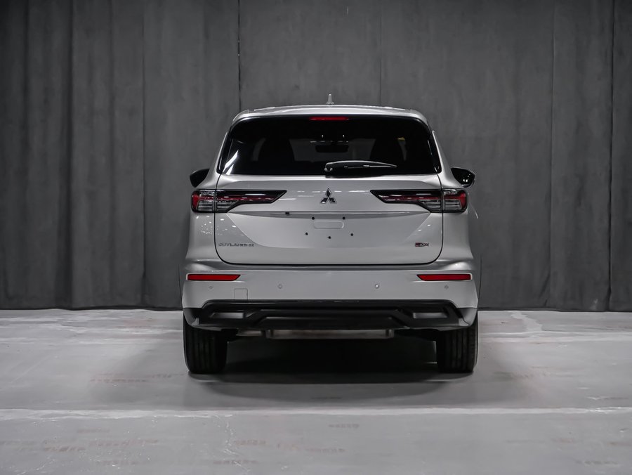 Mitsubishi Outlander ES S-AWC SIEGES CHAUFFANTS APPLE CARPLAY 2025 Gris