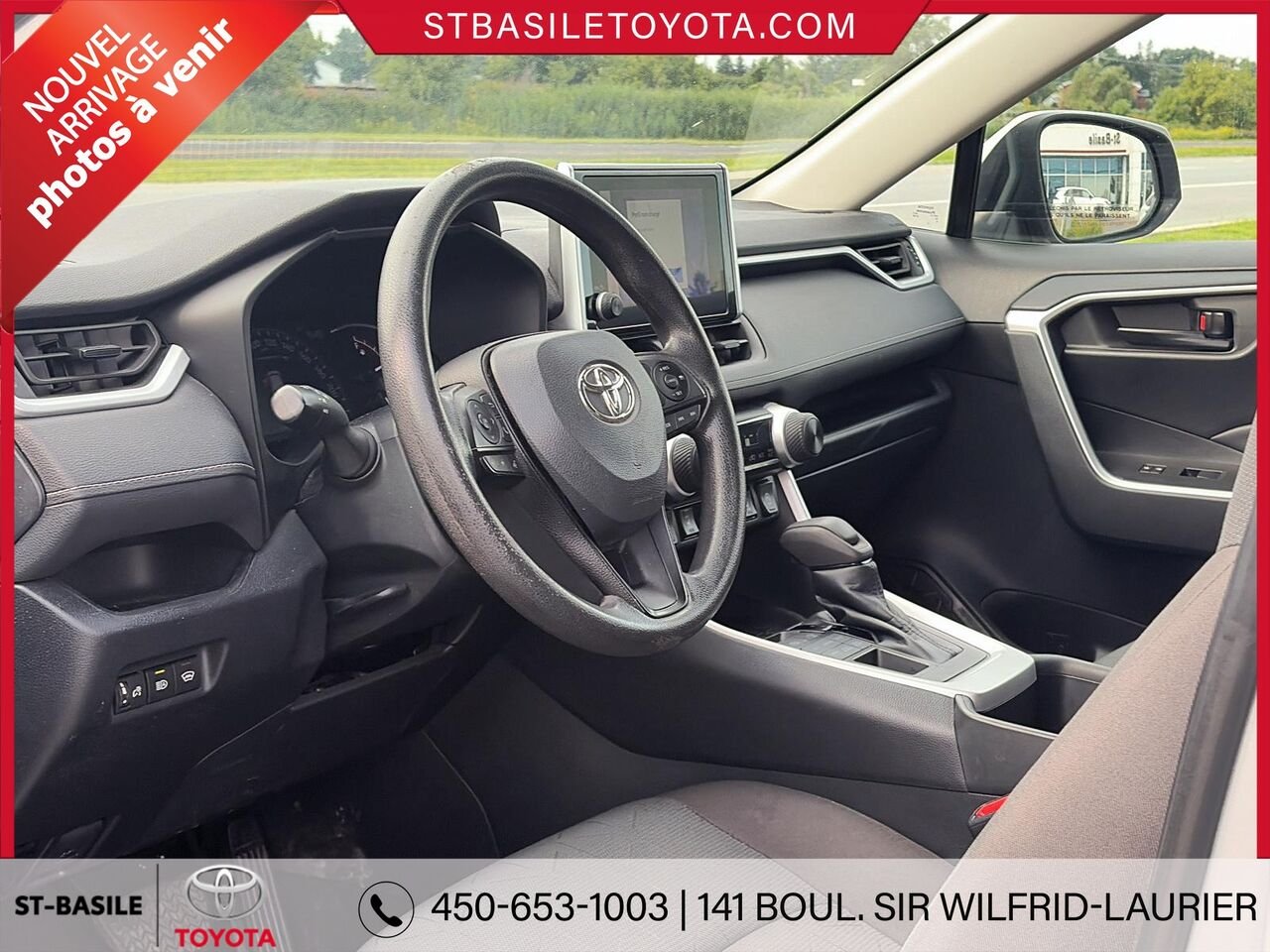 TOYOTA RAV4 2023 Gris Saint-Basile-le-Grand - photo #5