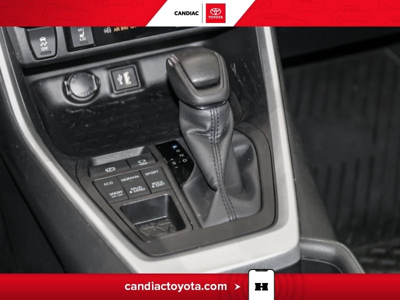 2024 Toyota Rav 4 White Laval - photo #28