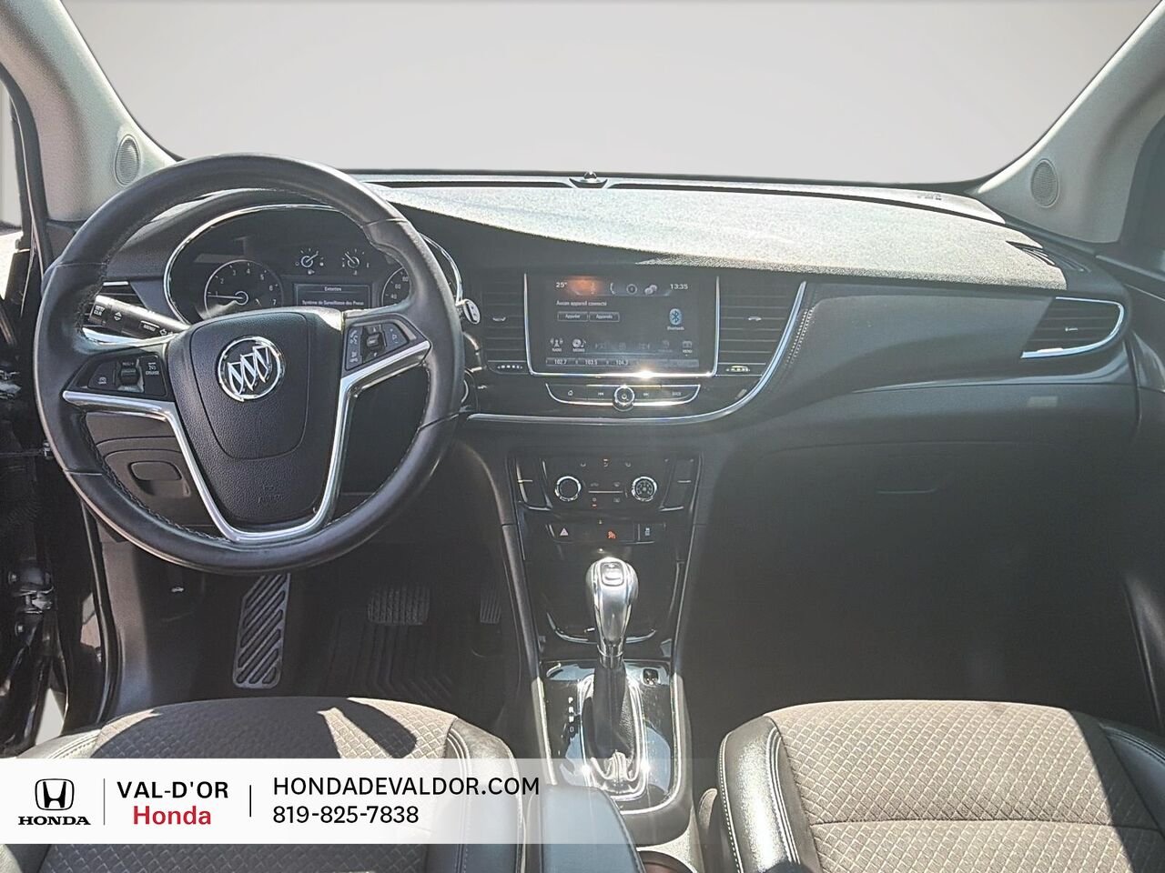 2018 Buick Encore Tourisme sport 4 portes AWD Black Val-d'Or - photo #8