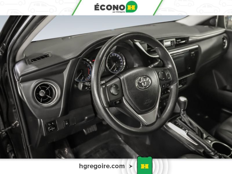 Toyota Corolla 2017 Noir Blainville - photo #20