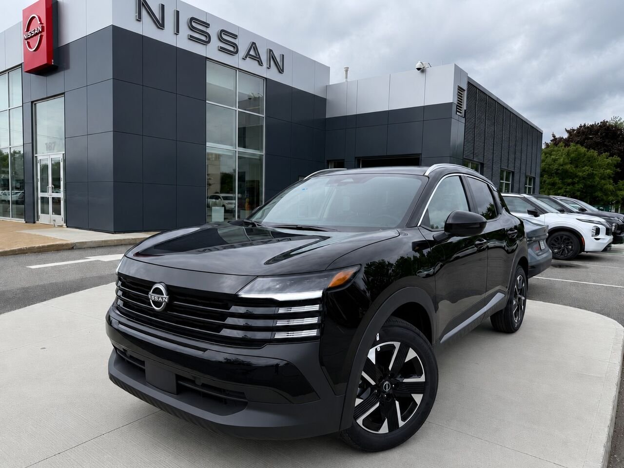 NISSAN Kicks KICKS SV PRIVILEGE AWD 2026 Super noir Châteauguay - photo #0