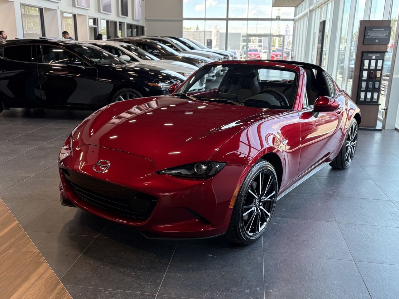 2026 MAZDA MX-5 RF GT BM Soul Red Crystal Metallic Châteauguay - photo #7