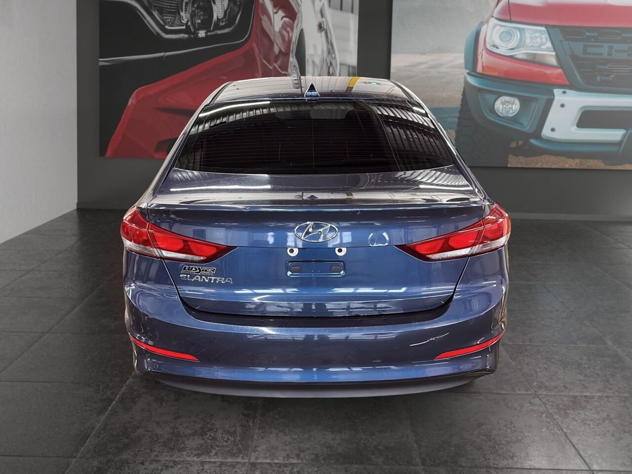Hyundai Elantra GL 2017 Bleu Saint-Hyacinthe - photo #2