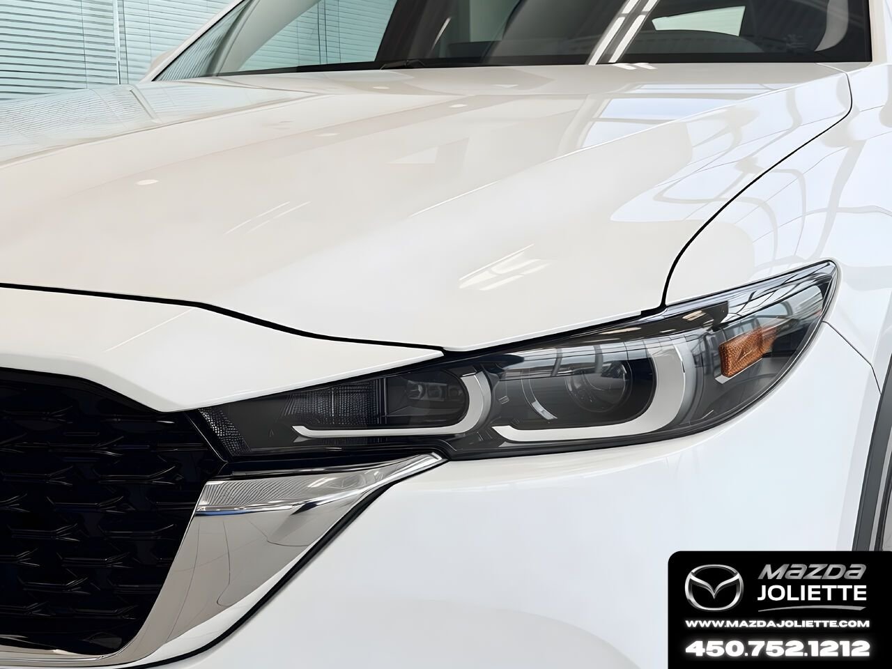 2025 MAZDA CX-5 Rhodium White Metallic Notre-Dame-des-Prairies - photo #3