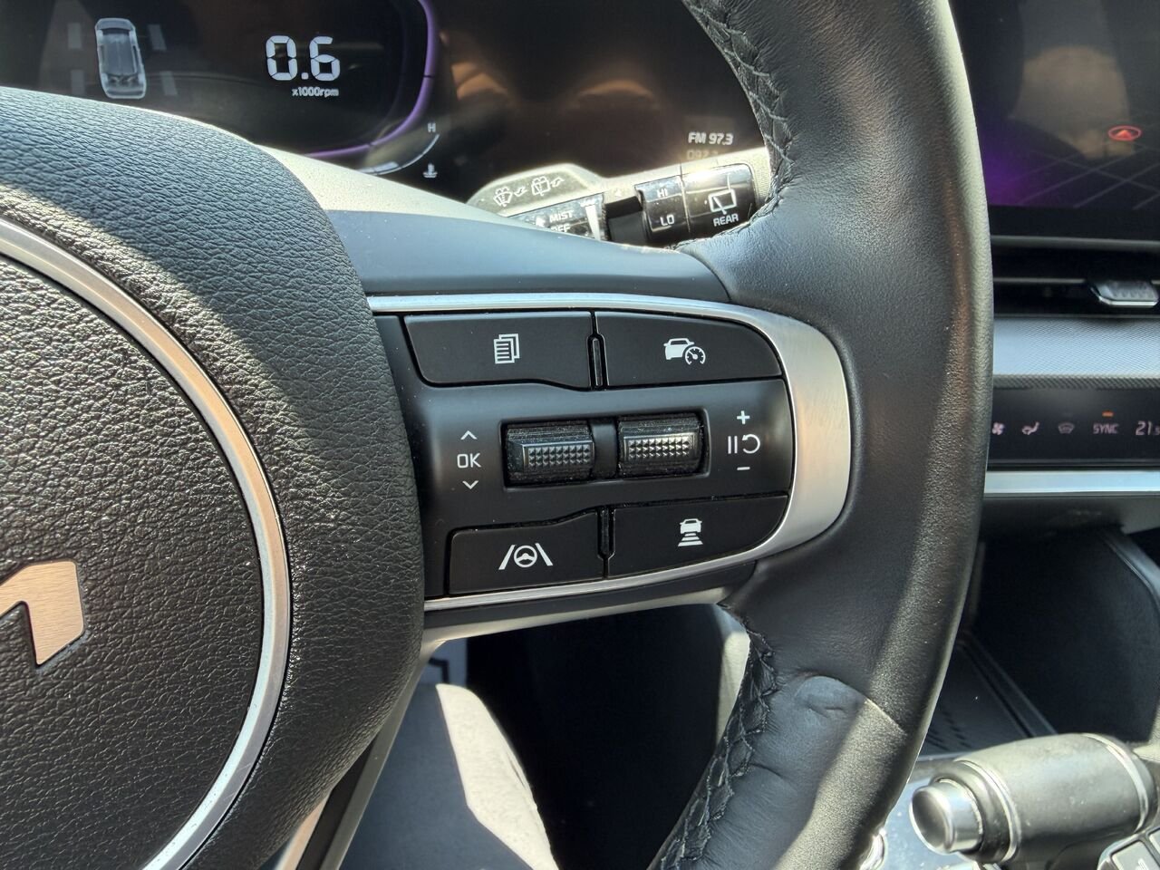 Kia Sportage 2023 Blanc Thetford Mines - photo #22