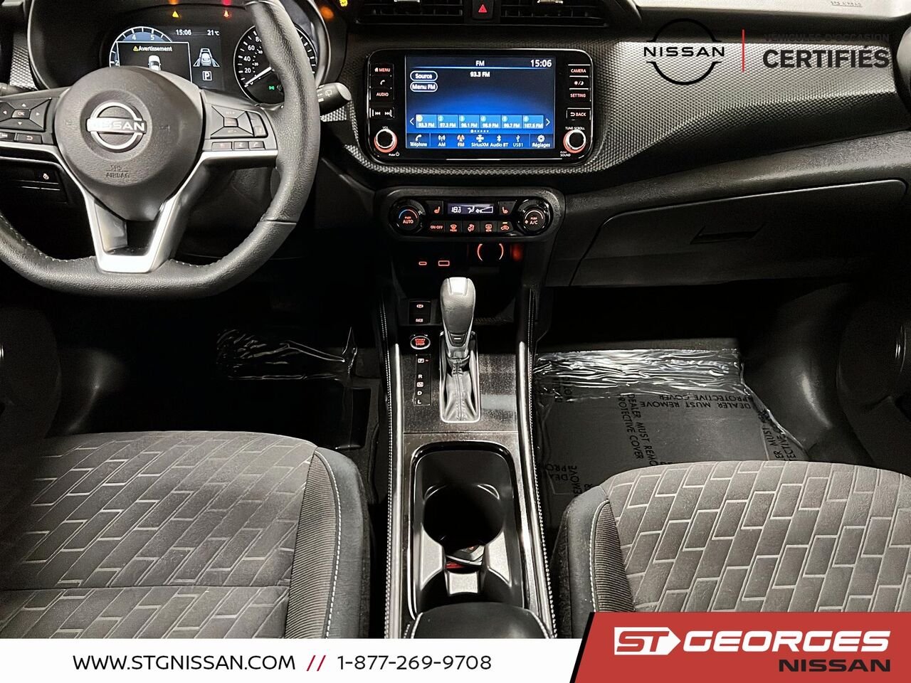 Nissan Kicks Play 2025 Gris Saint-Georges - photo #14