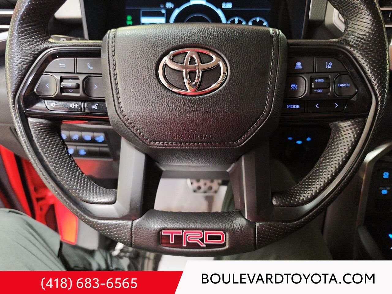 Toyota Tundra 99288A-64 | LIMITED HYBRIDE CREWMAX 4x4 2024 Orange solaire Québec - photo #13