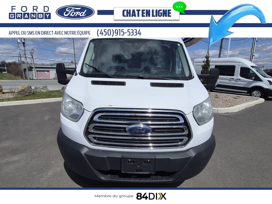 Ford Transit fourgon utilitaire T-350 toit moyen 148 po PNBV de 9 500 lb porte coulissante côté passager 2015 Blanc