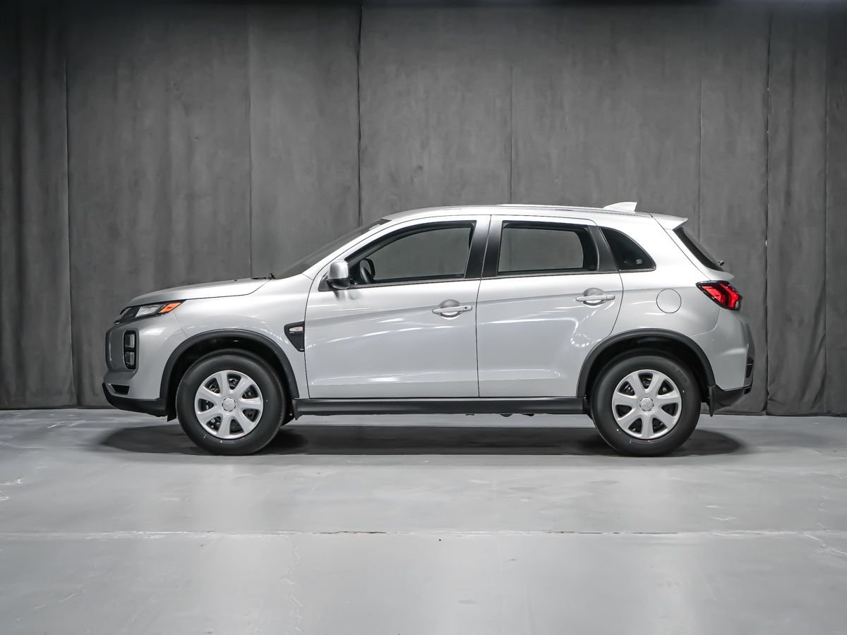 Mitsubishi RVR ES 2026 Gris titane Montréal - photo #6