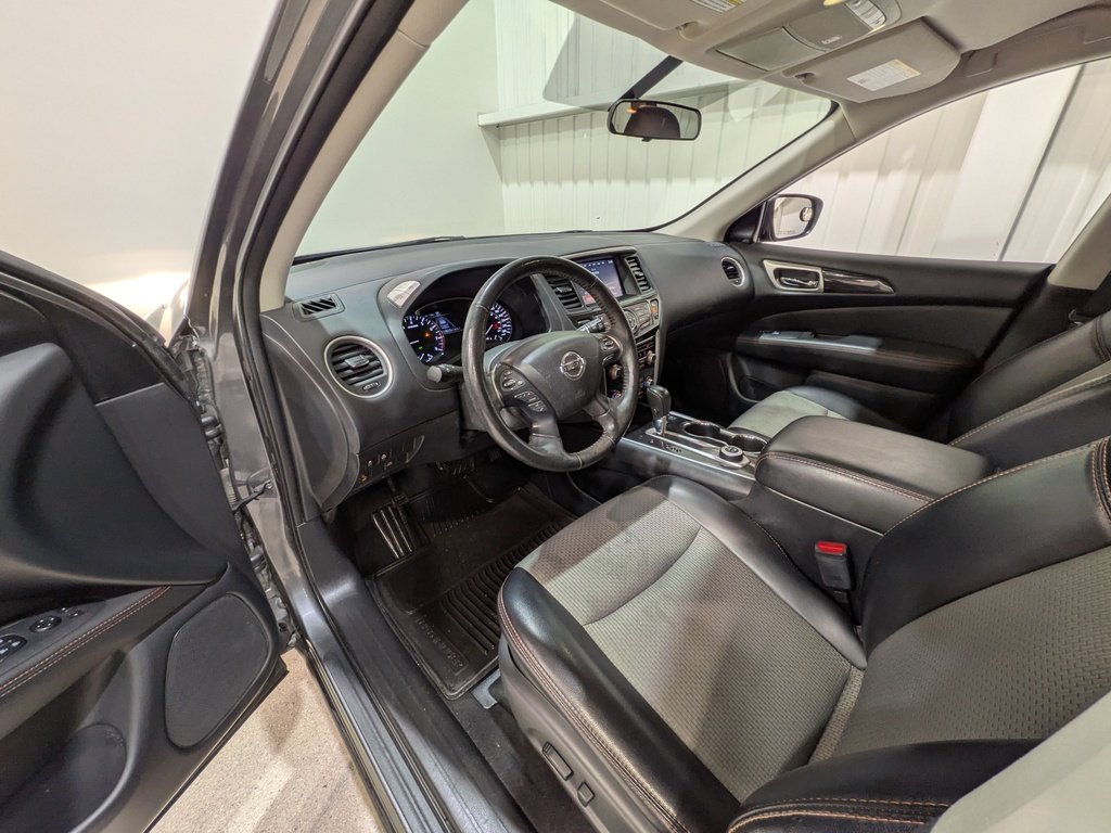 2020 Nissan Pathfinder 4x4 SV Tech Grey Val-David - photo #9