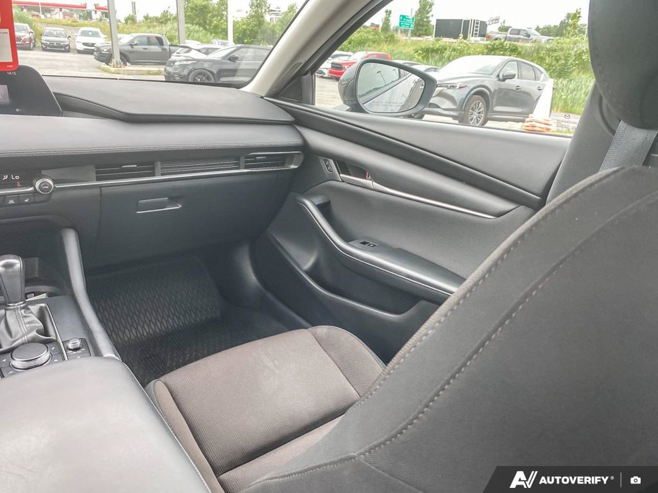 Mazda Mazda3 3MZBPAC74PM371511 2023 Gris Mirabel - photo #27