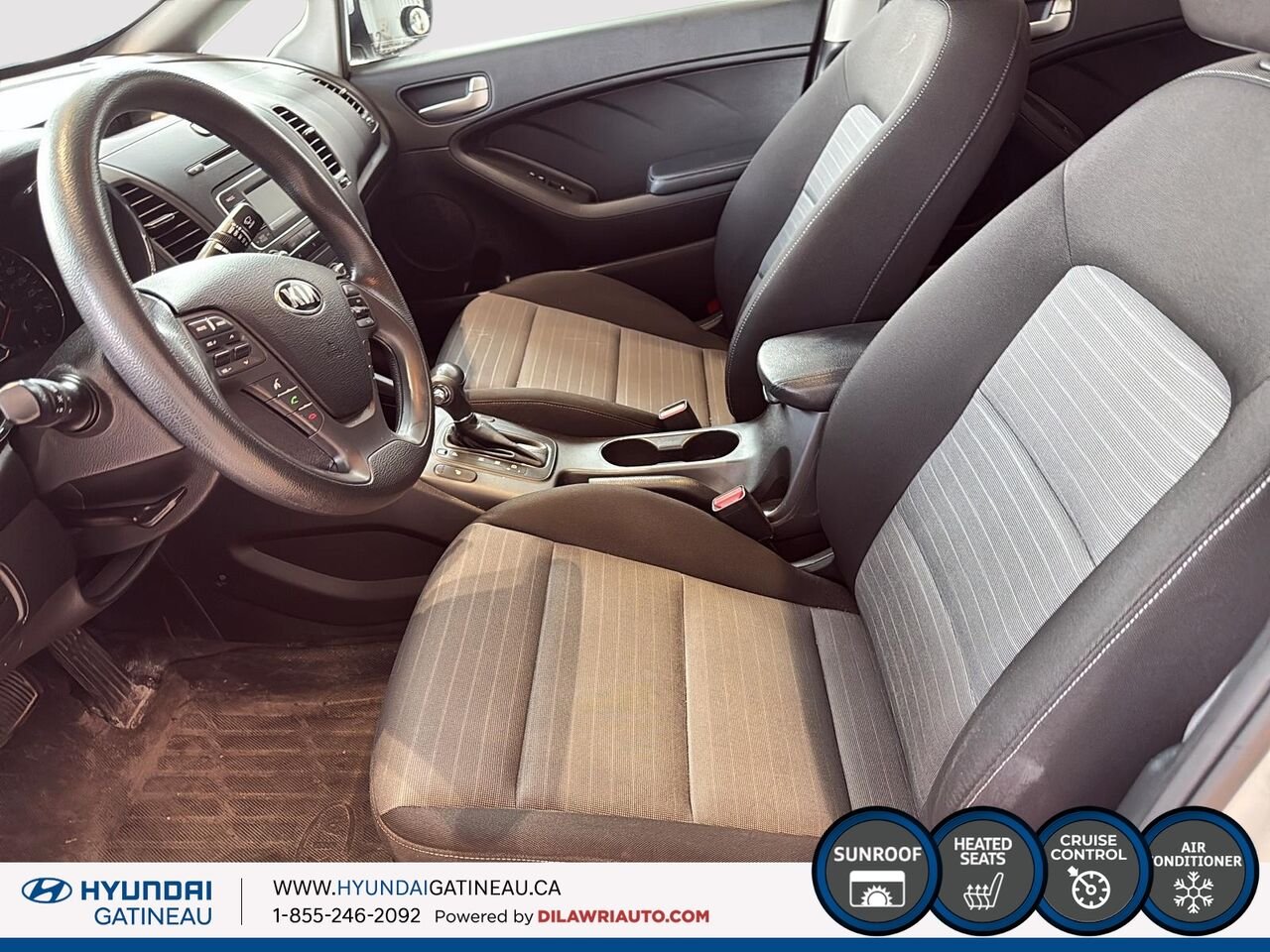 2014 Kia Forte LX+ berline 4 portes BA avec toit ouvrant Silver Ottawa & Gatineau - photo #6