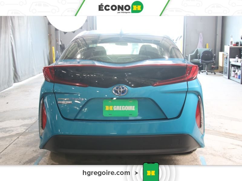 Toyota Prius 2017 Bleu Laval - photo #5
