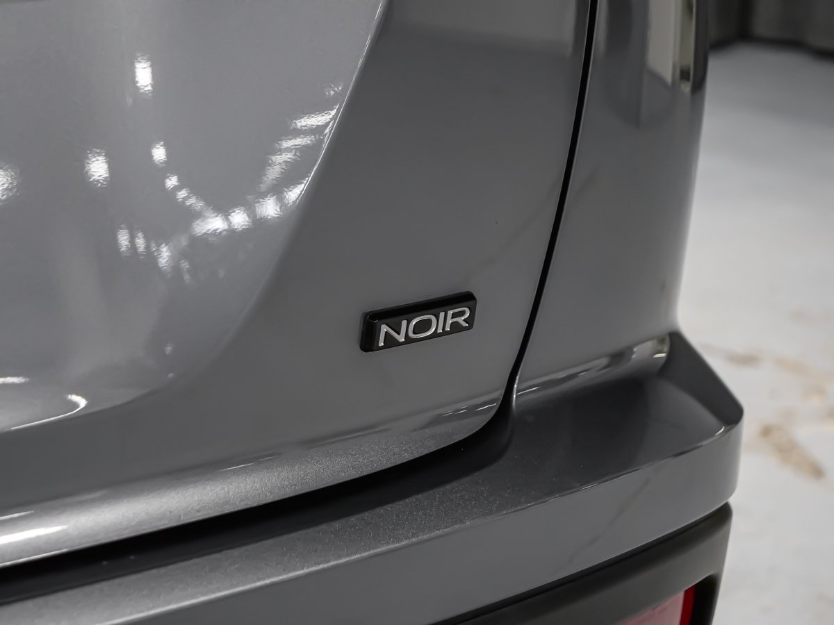 2026 Mitsubishi Eclipse Cross NOIR Titanium Grey Metallic Montreal - photo #3