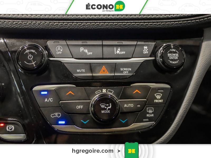 Chrysler Pacifica 2022 Rouge Blainville - photo #18