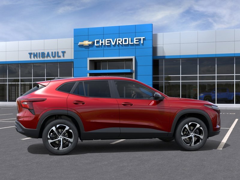 CHEVROLET Trax 1RS 4 portes TA 2026 ROUGE SOMMET Sherbrooke - photo #4