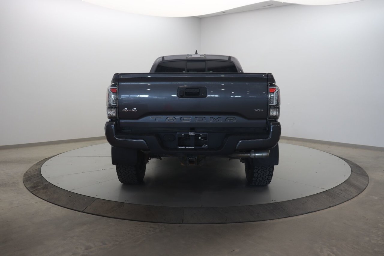 2020 Toyota Tacoma VIN 5TFDZ5BN4LX050456 Grey Baie-Comeau - photo #4