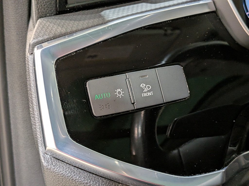 2022 Audi Q3 Komfort 45 TFSI quattro Black Val-David - photo #29