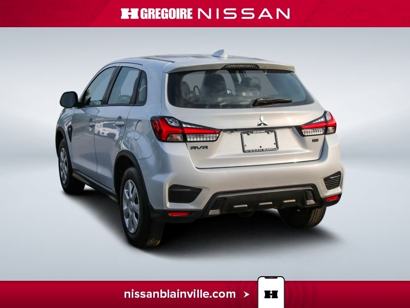 2022 Mitsubishi RVR White Blainville - photo #7