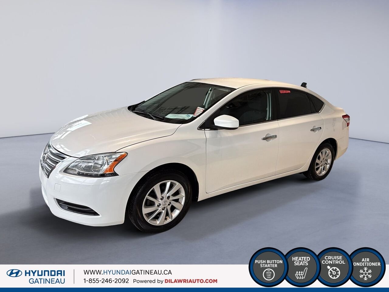 Nissan Sentra Berline 4 portes ** air climatiser ,sieges chauffant ,bas millage *** 2015 Blanc Ottawa & Gatineau - photo #4