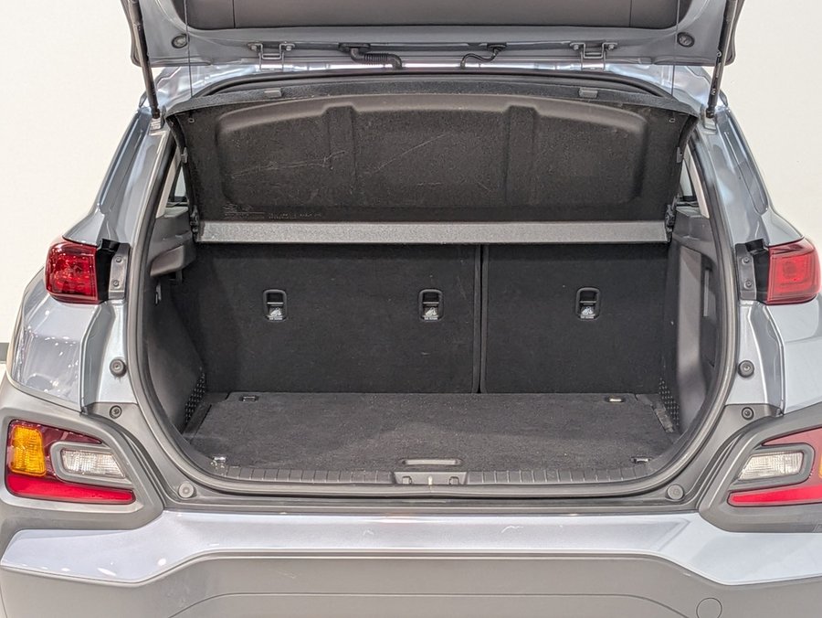 Hyundai Kona 2.0L Essential FWD 2018 Gris