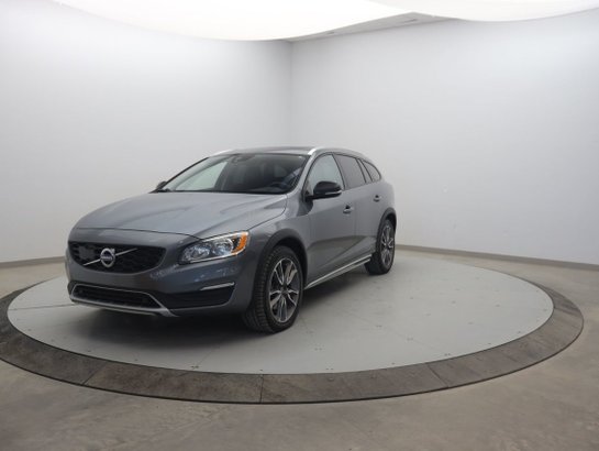 Volvo V60 Cross Country 2018 2018 Gris