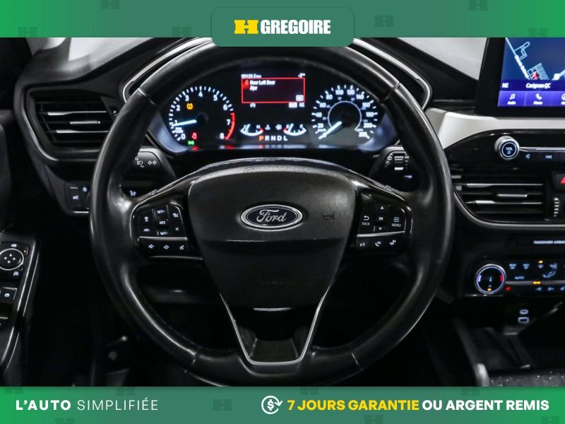 Ford Escape 2022 Noir Laval - photo #16