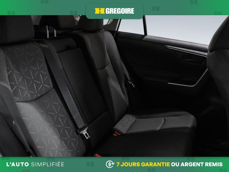 2022 Toyota Rav 4 White Saint-Eustache - photo #26
