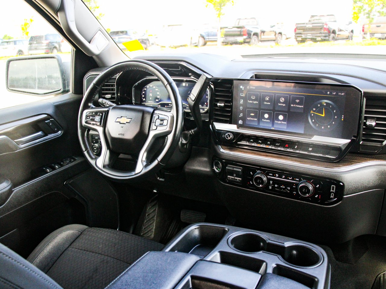 2023 Chevrolet Silverado 1500 4WD Crew Cab 147 LT Grey Sherwood Park - photo #30