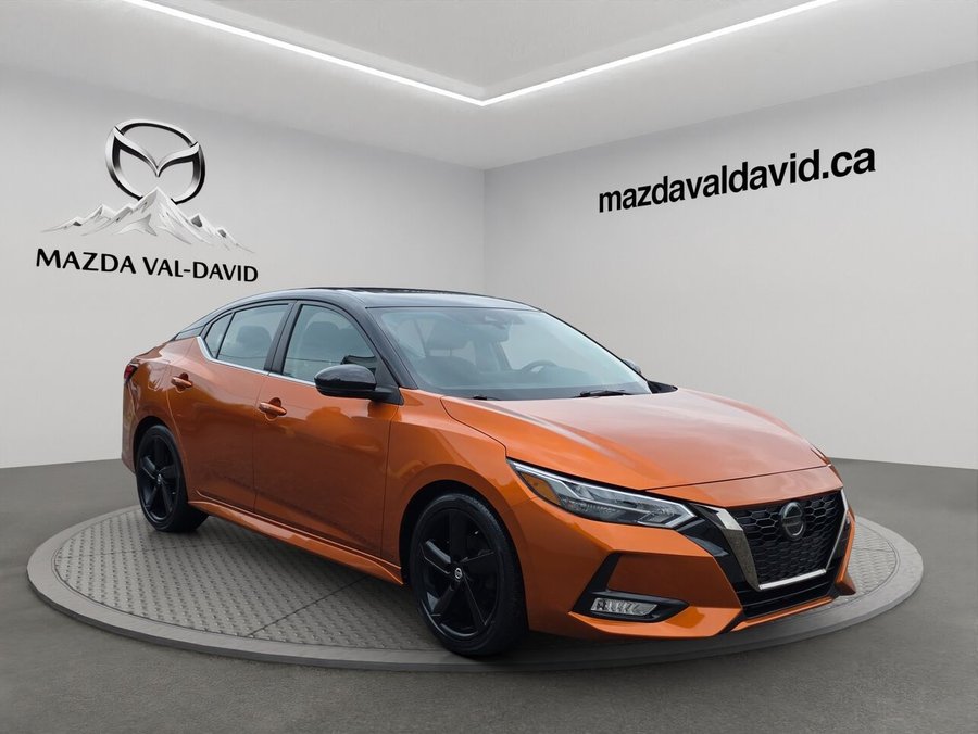 Nissan Sentra SR CVT, Volant chauffant, détecteur d'angles morts, commande audio au volant 2021 Orange