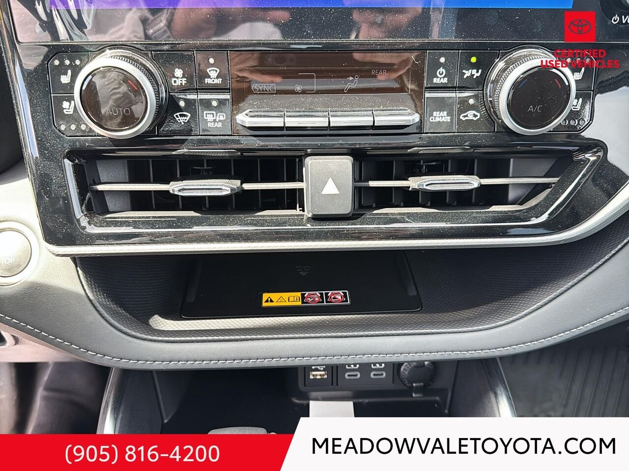 2025 Toyota HIGHLANDER Heads up Display, 20" Alloy Wheels+2nd row Captain’s Chairs+ Heated 2nd Row Seats + Panoramic View Monitor Magnetic Grey Metallic Mississauga - photo #19