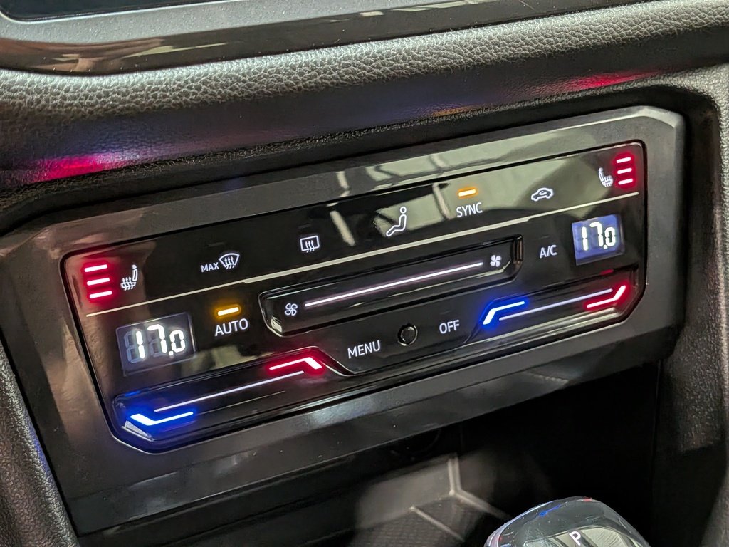 Volkswagen Tiguan Comfortline 4MOTION 2024 Gris Val-David - photo #24