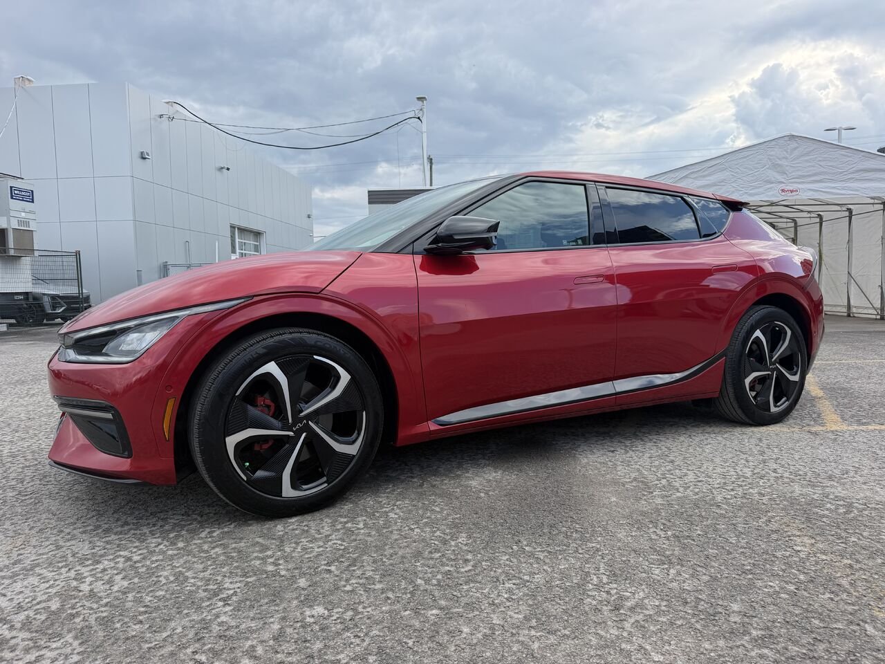 2024 Kia EV6 GT-Line AWD Red Laval - photo #0