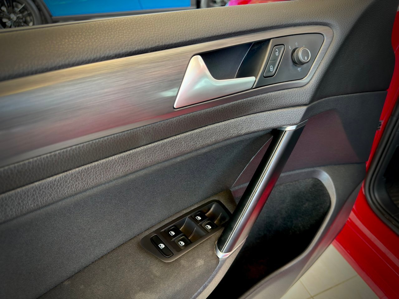 Volkswagen Golf 2021 Rouge Notre-Dame-des-Prairies - photo #28