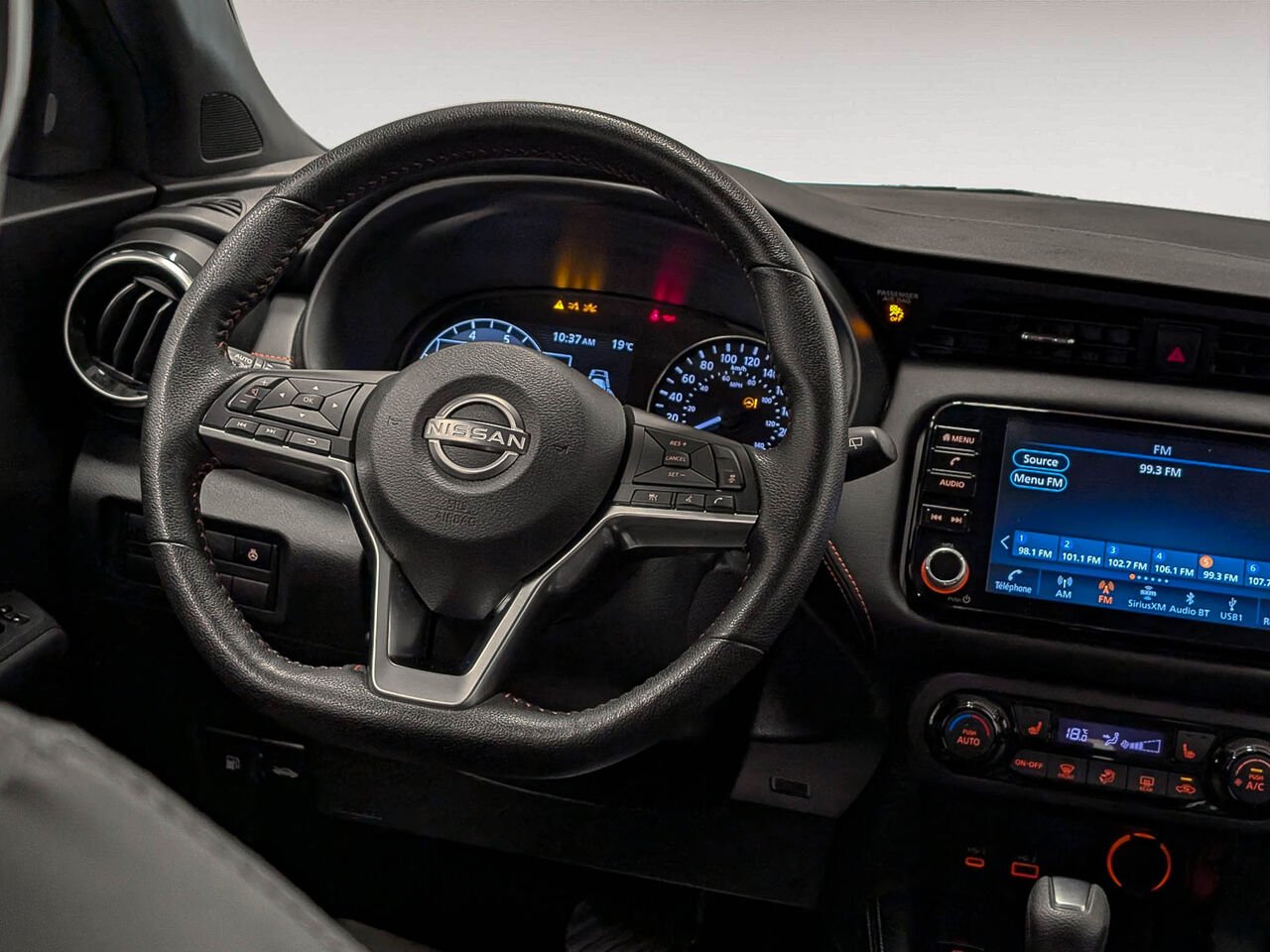 Nissan KICKS SR Cuir Volant et Sièges Chauffants 2023 Rouge Sherbrooke - photo #6