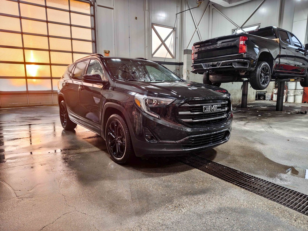 2021 GMC Terrain AWD 4dr SLT Black Sherwood Park - photo #2