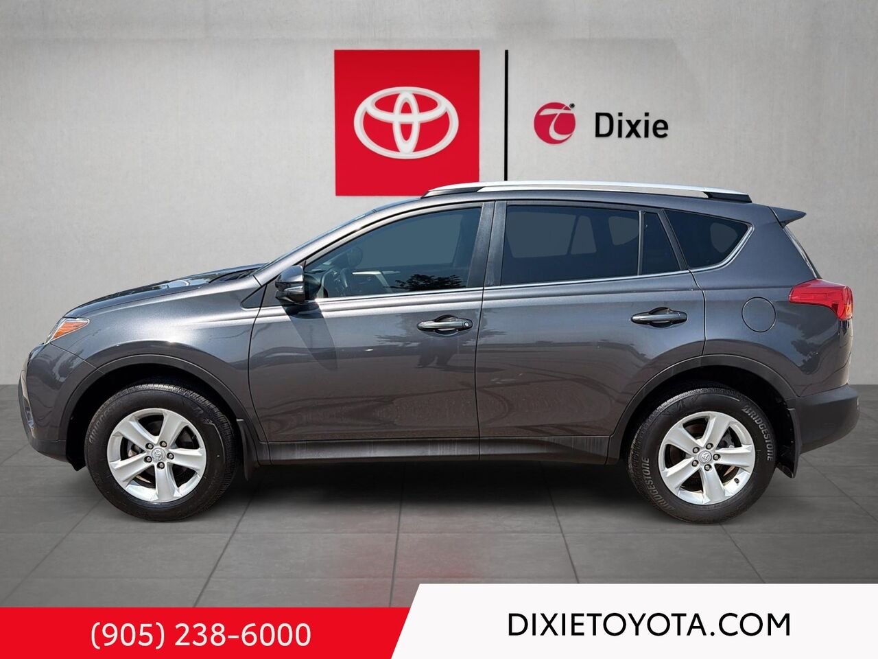2013 Toyota RAV4 XLE FWD / CLEAN CARFAX Grey Mississauga - photo #5