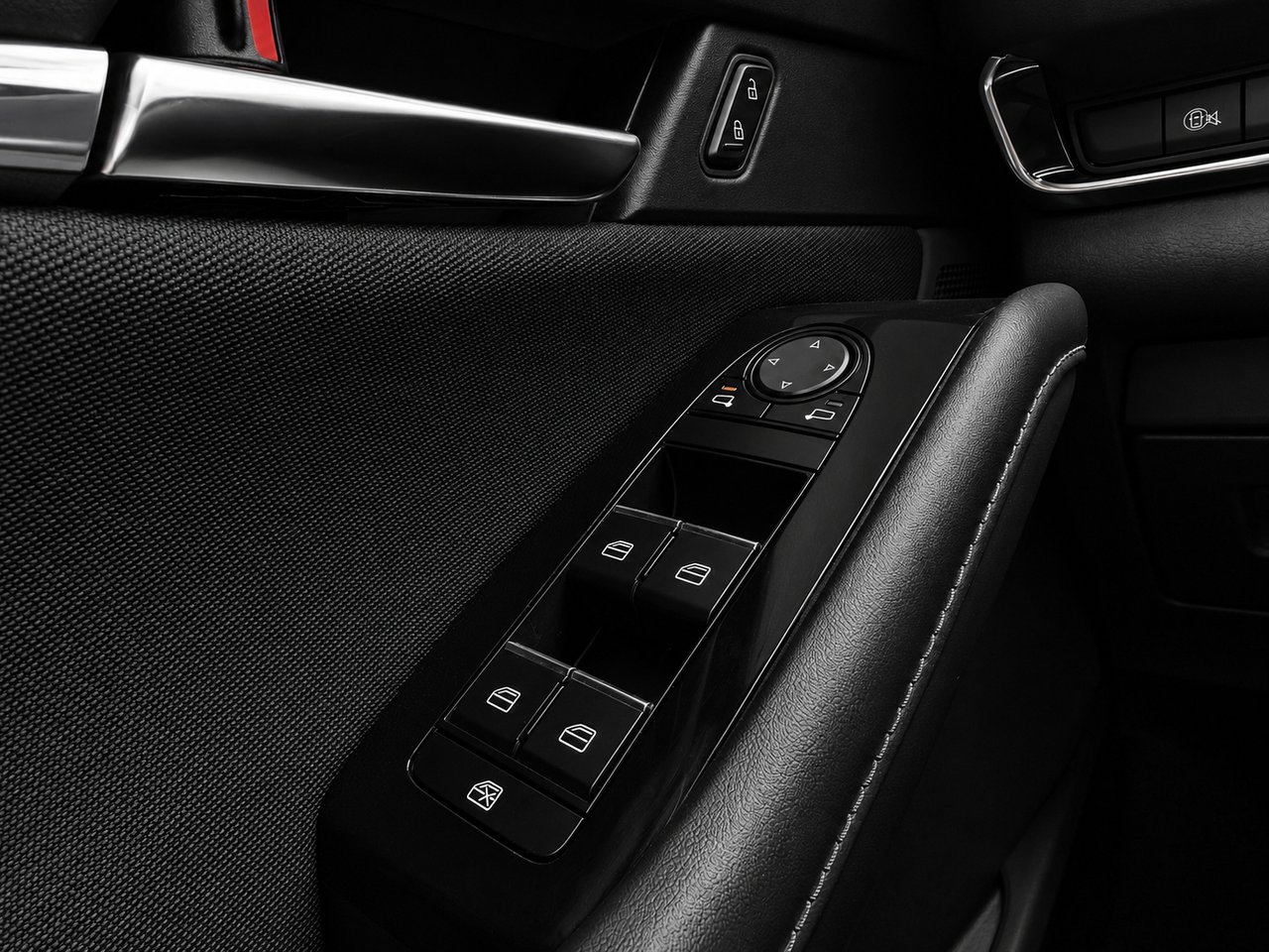 2025 Mazda CX-30 Black Châteauguay - photo #15