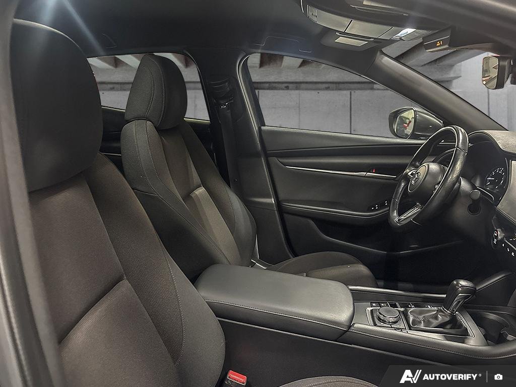 2022 Mazda Mazda3 Sport 2600539B | GS Grey Edmonton - photo #21