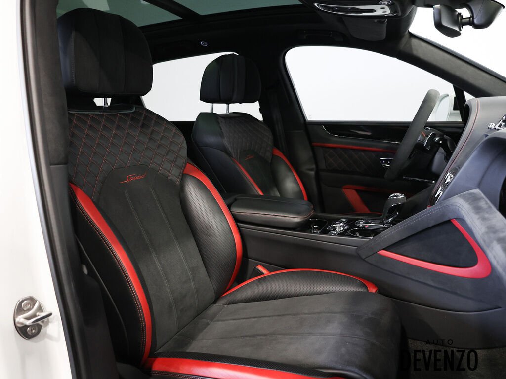 Bentley Bentayga 2021 Blanc Saint-Eustache - photo #8