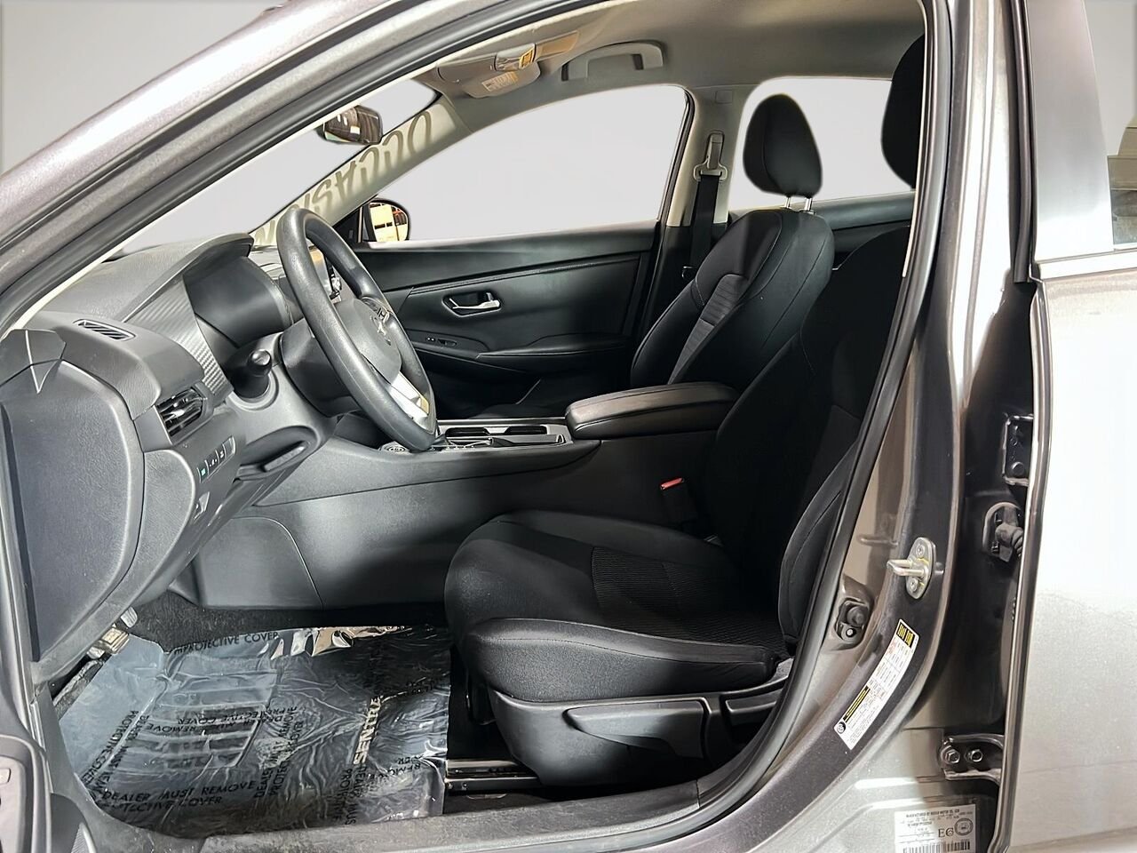 2023 Nissan Sentra S Grey Québec - photo #8