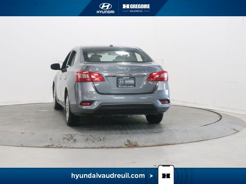 2019 Nissan Sentra Grey Blainville - photo #7