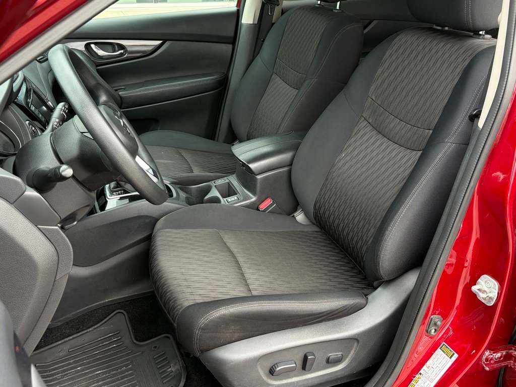 2018 Nissan Rogue Red Gatineau - photo #12