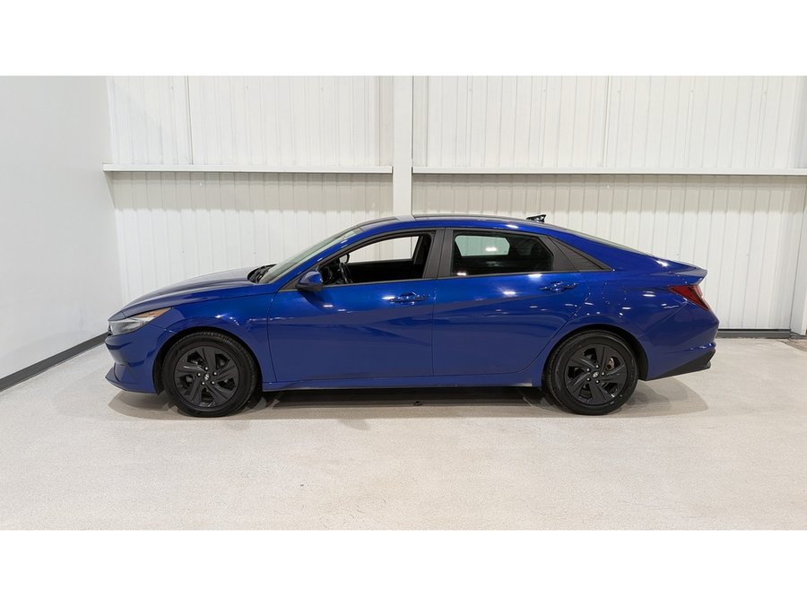 2023 Hyundai Elantra Blue